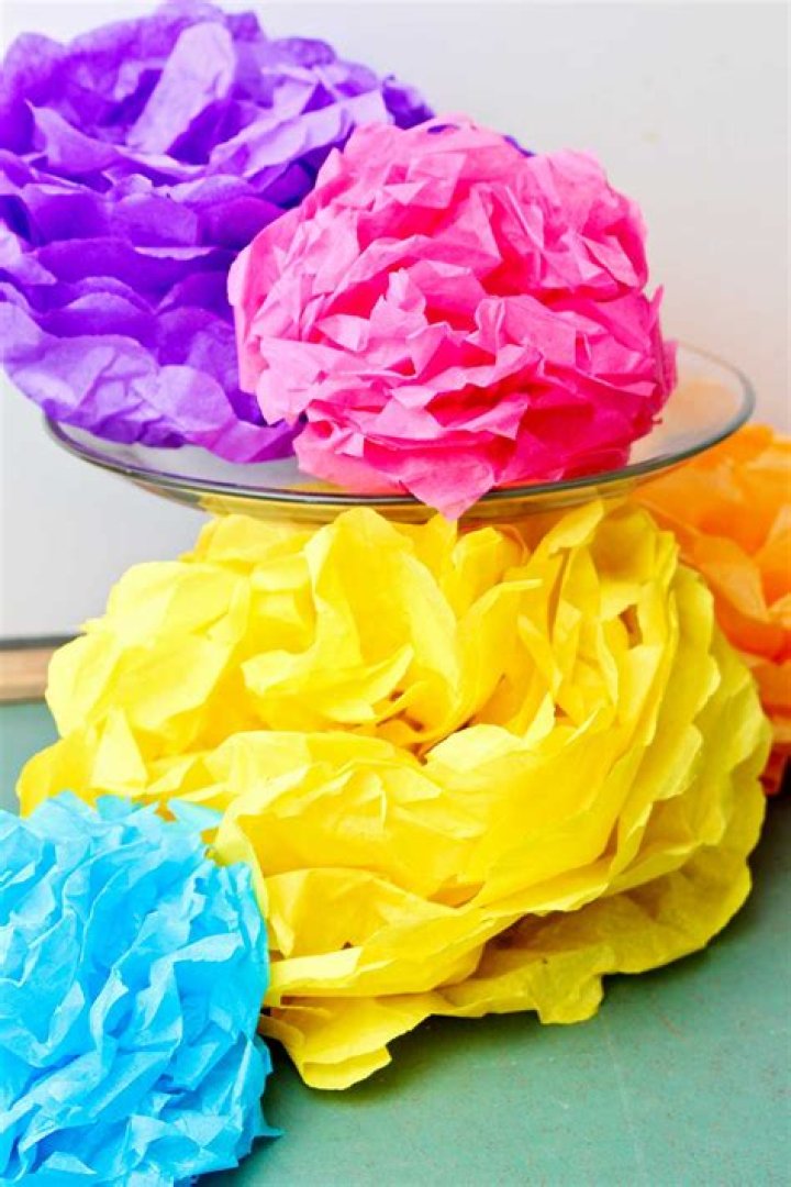 Can you use tissue paper to make a kite?