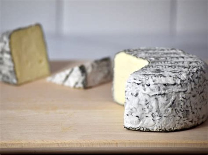 How to eat sherry Gray cheese?
